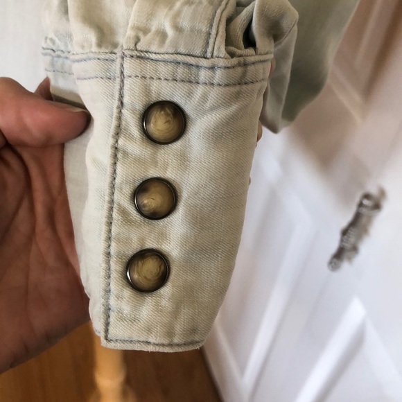 Lucky Brand Button Down - Picture 4 of 7